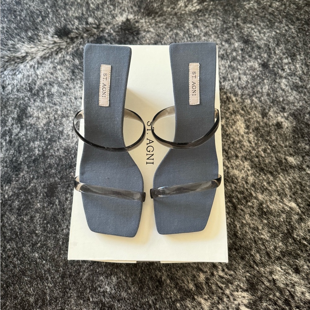 ST. AGNI Transparent Wedge in Slate - Picture 7 of 10